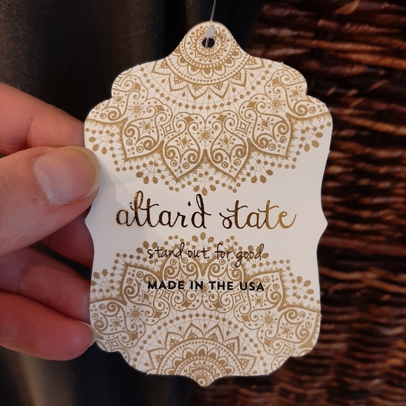 NWT Altar'd State Size Large Nashville Boyfriend Tee Shirt Grey Graphic Music - Picture 4 of 8